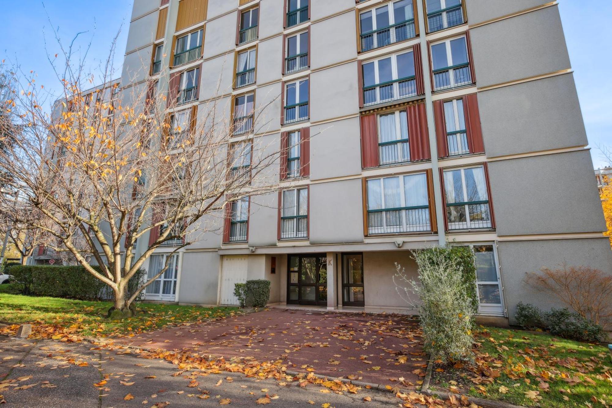 Ferienwohnung Chic Apart With Parking Chaville Exterior foto