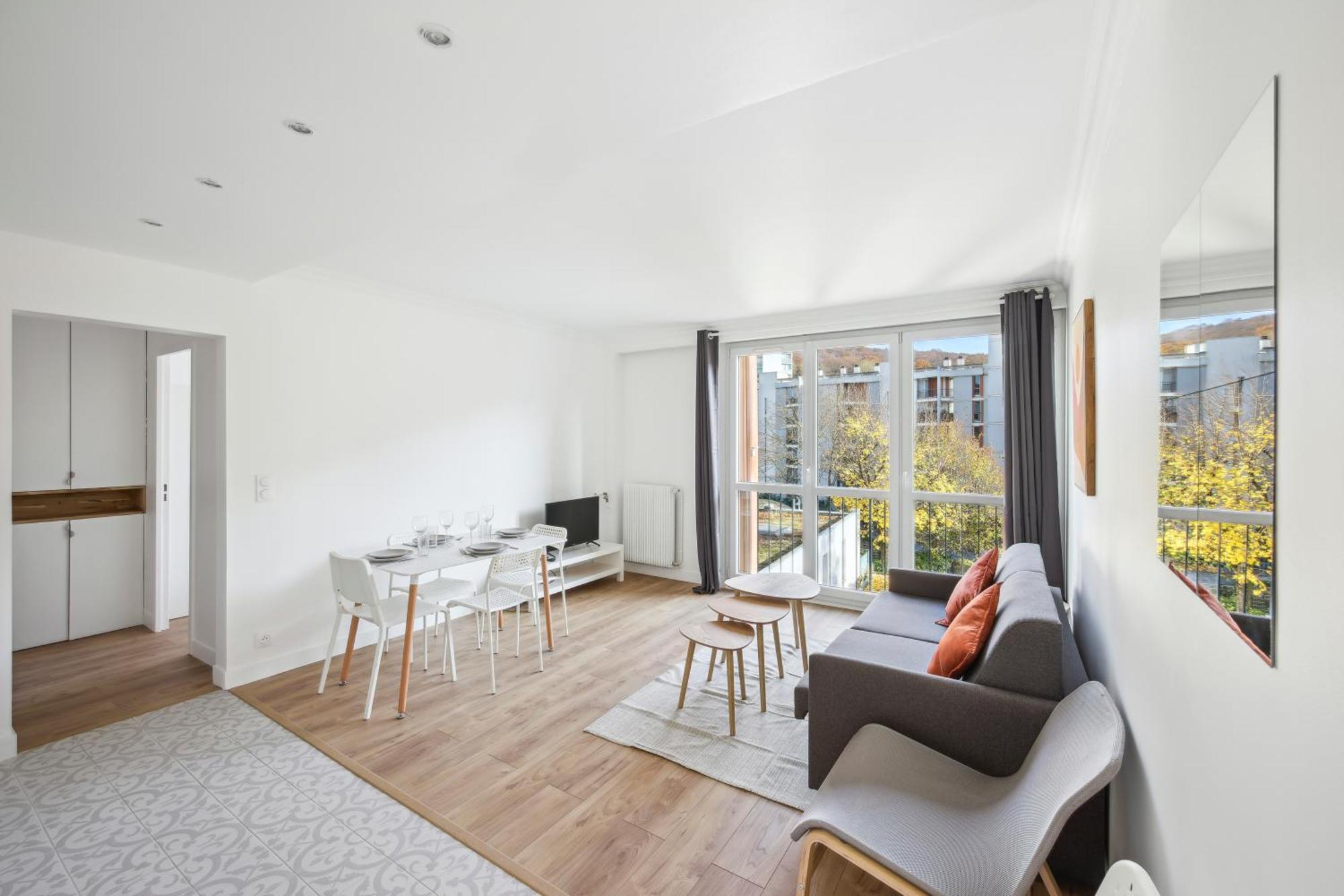 Ferienwohnung Chic Apart With Parking Chaville Exterior foto