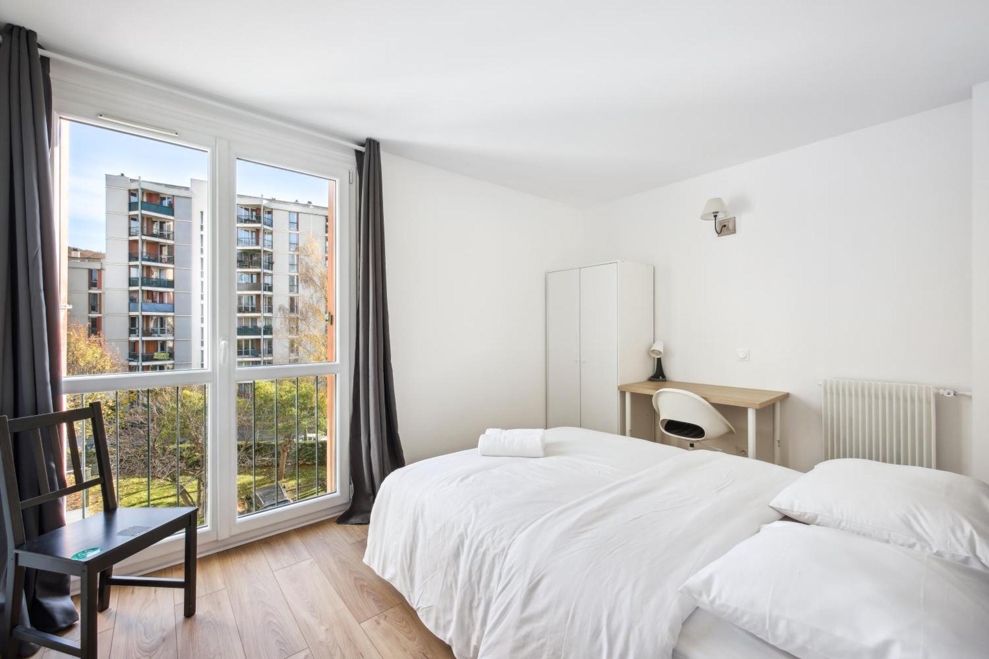 Ferienwohnung Chic Apart With Parking Chaville Exterior foto
